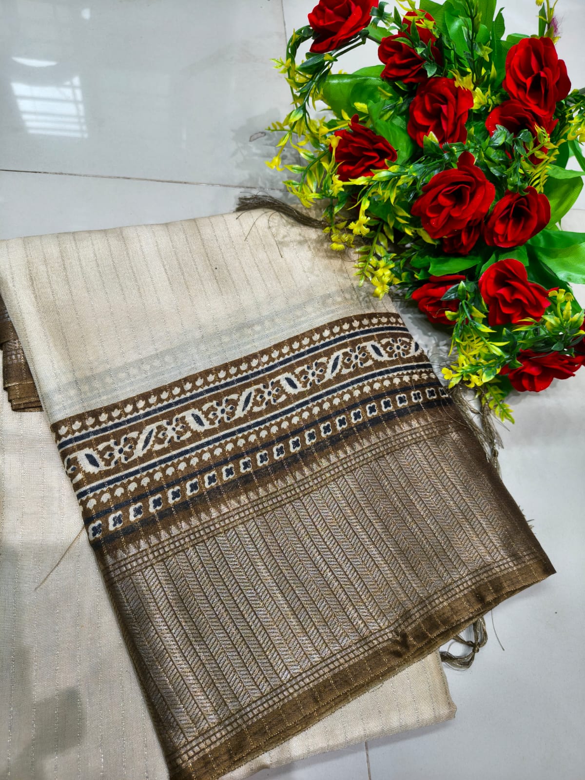 dola sarees