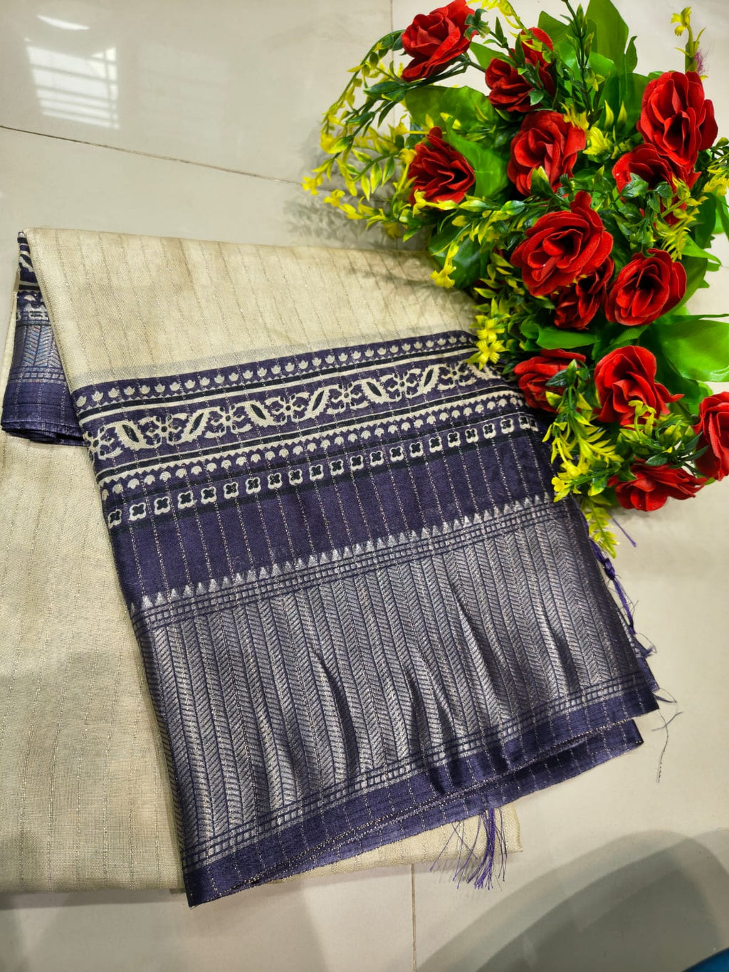 dola sarees
