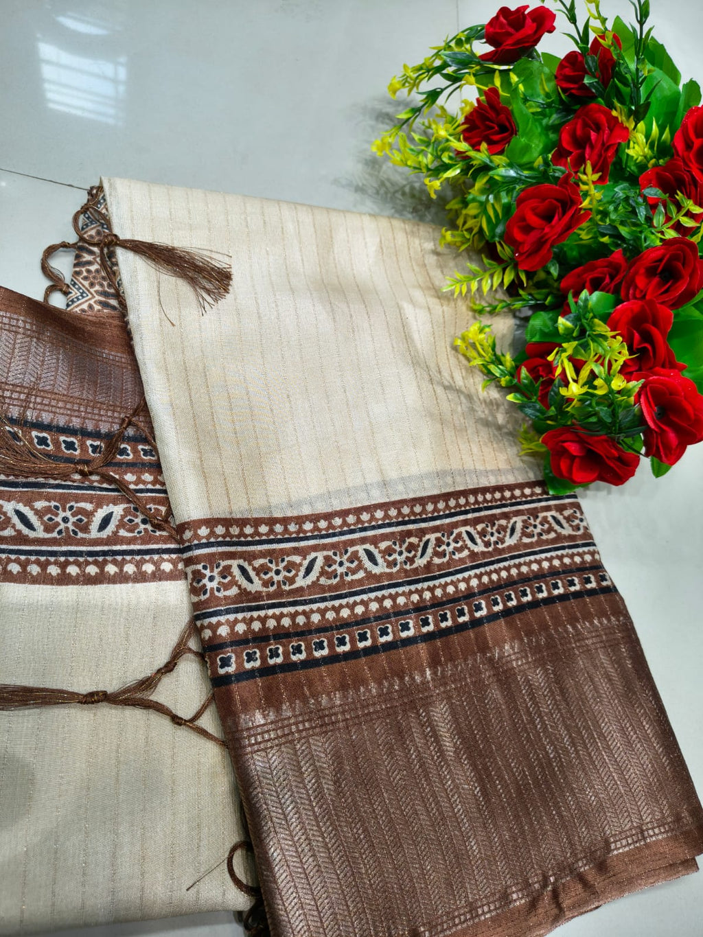 dola sarees