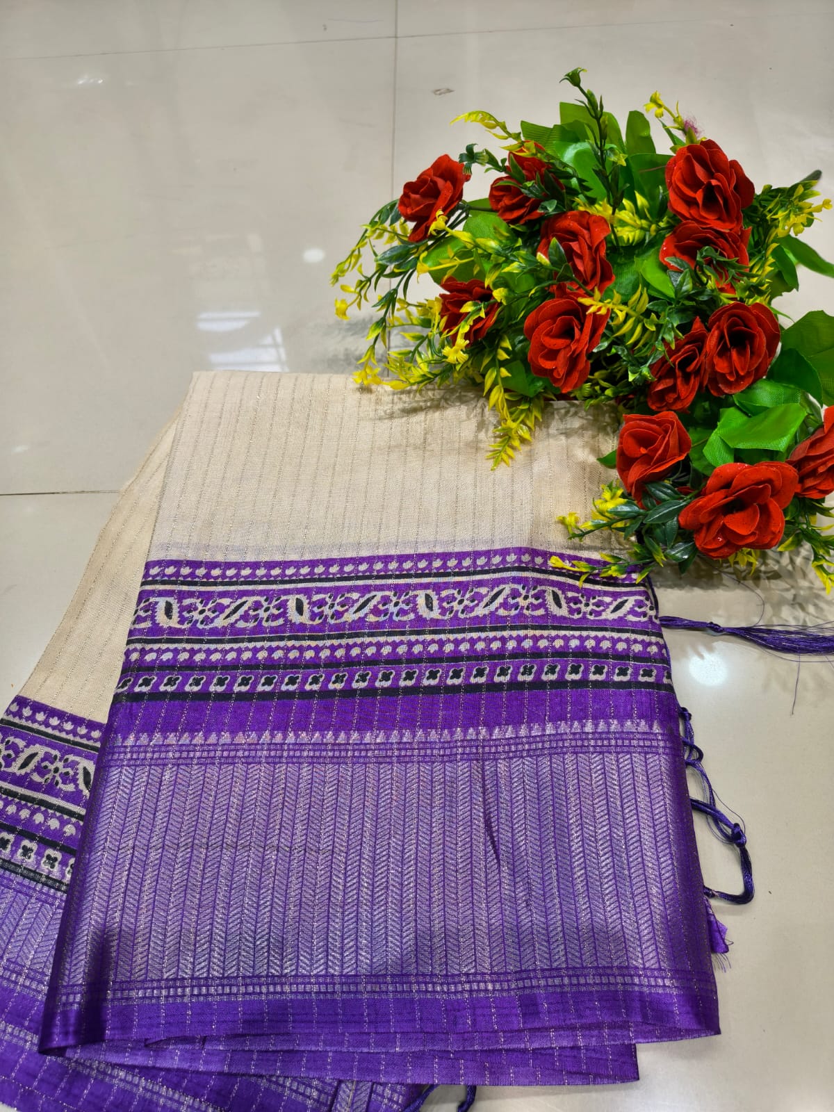 dola sarees